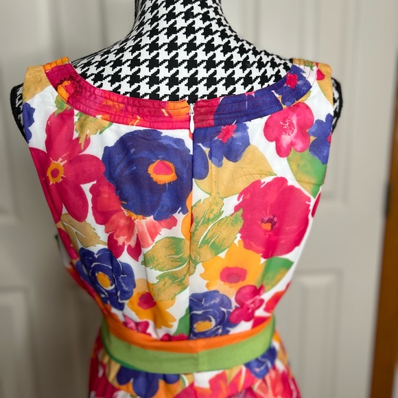 Floral and stripe print georgette dress 💗 - Picture 2 of 4